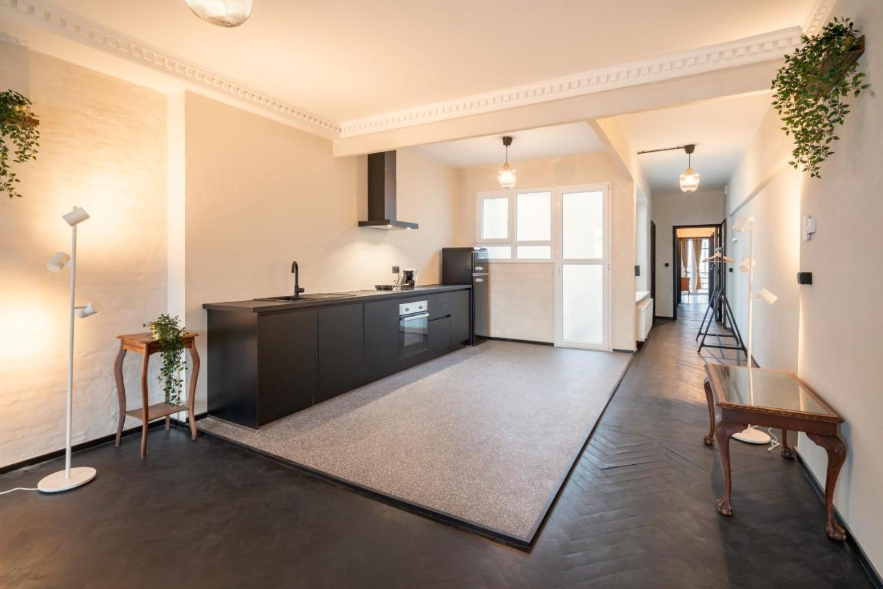 Two-Bedroom Apartments In The Heart Of Antwerp Exterior photo